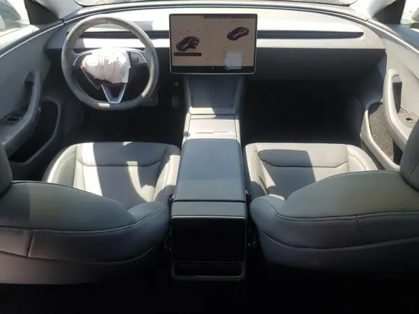 5YJ3E1EA6SF029593 2025 TESLA MODEL 3 - Image 8