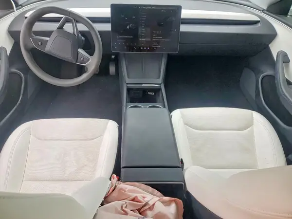 5YJ3E1EA6SF029805 2025 TESLA MODEL 3 - Image 8