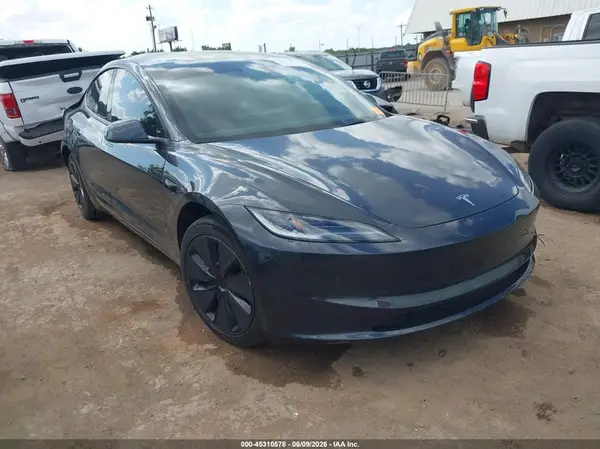 5YJ3E1EA6SF039461 2025 TESLA MODEL 3 - Image 1