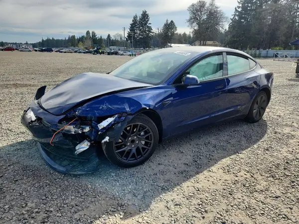 5YJ3E1EA6SF040898 2025 TESLA MODEL 3 - Image 1