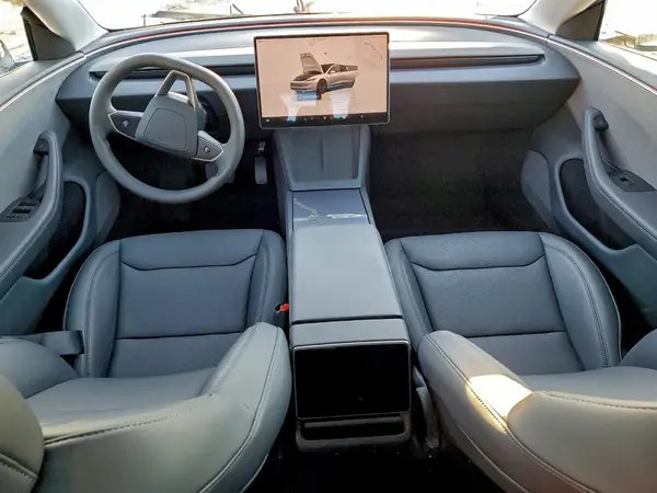 5YJ3E1EA6SF047219 2025 TESLA MODEL 3 - Image 8