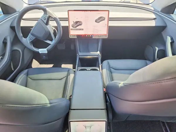 5YJ3E1EA6SF048435 2025 TESLA MODEL 3 - Image 8