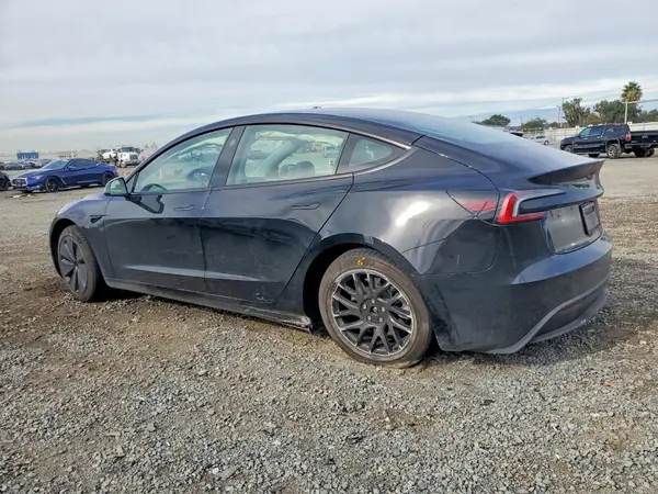 5YJ3E1EA6SF052355 2025 TESLA MODEL 3 - Image 2