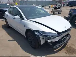 5YJ3E1EA6SF064909 2025 TESLA MODEL 3