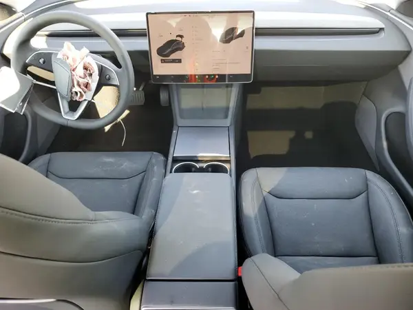 5YJ3E1EA6SF072203 2025 TESLA MODEL 3 - Image 8