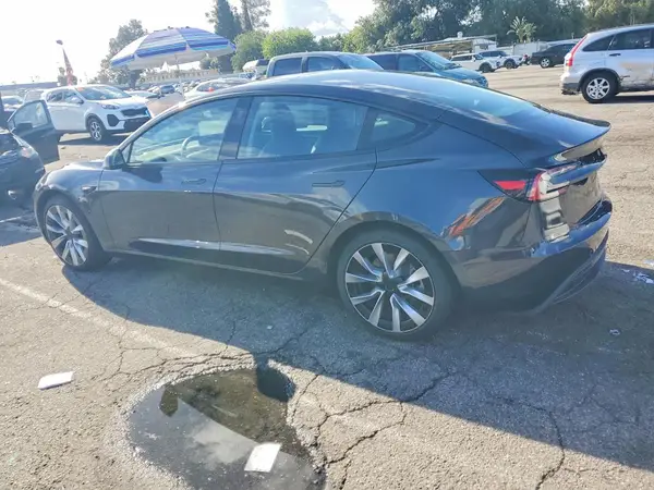 5YJ3E1EA6SF078972 2025 TESLA MODEL 3 - Image 2