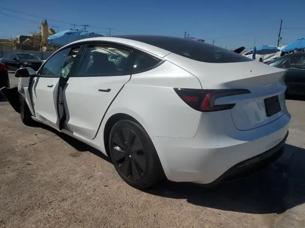 5YJ3E1EA6SF878641 2025 TESLA MODEL 3 - Image 2