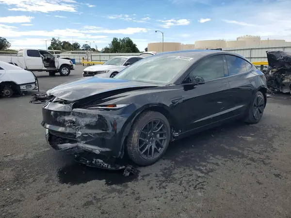5YJ3E1EA6SF881877 2025 TESLA MODEL 3 - Image 1