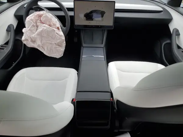 5YJ3E1EA6SF883340 2025 TESLA MODEL 3 - Image 8