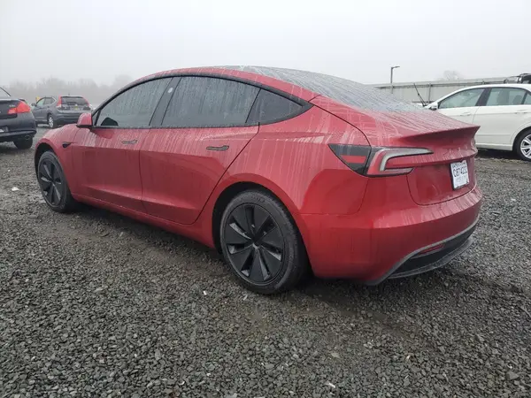 5YJ3E1EA6SF886089 2025 TESLA MODEL 3 - Image 2