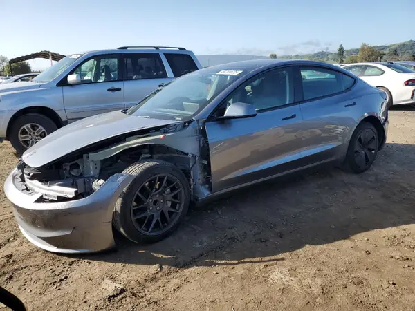 5YJ3E1EA6SF889235 2025 TESLA MODEL 3 - Image 1