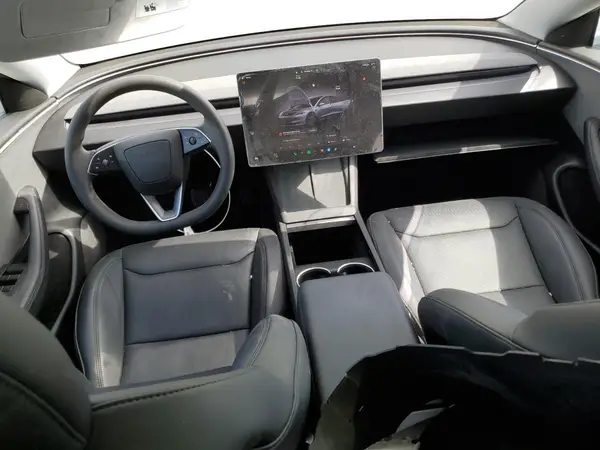 5YJ3E1EA6SF889235 2025 TESLA MODEL 3 - Image 8