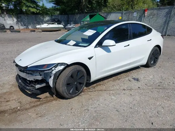 5YJ3E1EA6SF892829 2025 TESLA MODEL 3 - Image 2
