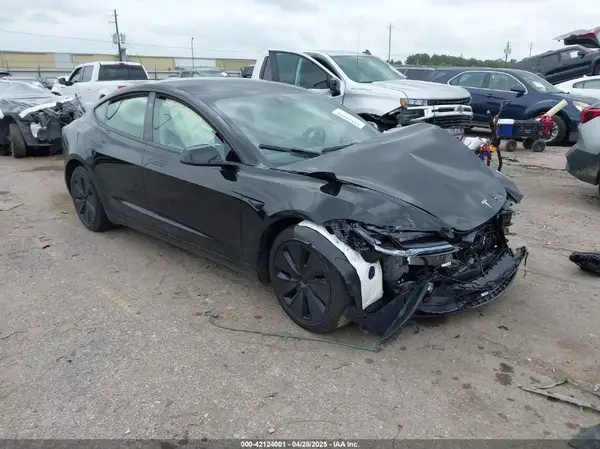5YJ3E1EA6SF904946 2025 TESLA MODEL 3 - Image 1