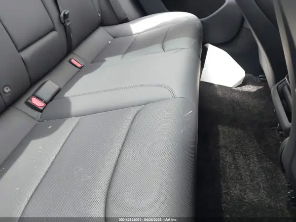 5YJ3E1EA6SF904946 2025 TESLA MODEL 3 - Image 8