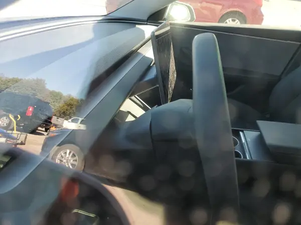 5YJ3E1EA6SF905059 2025 TESLA MODEL 3 - Image 8