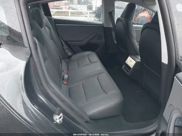 5YJ3E1EA6SF911136 2025 TESLA MODEL 3 - Image 8