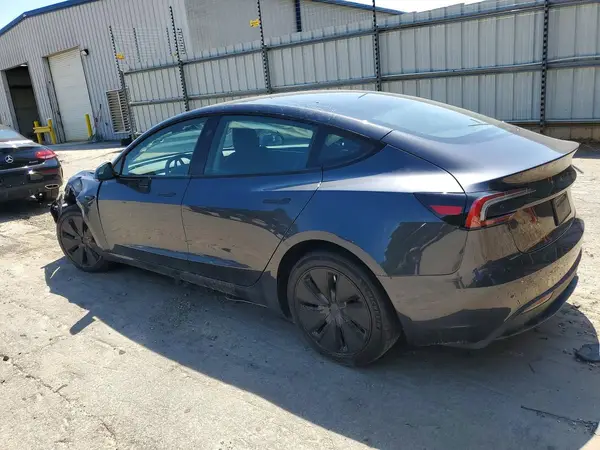 5YJ3E1EA6SF917051 2025 TESLA MODEL 3 - Image 2