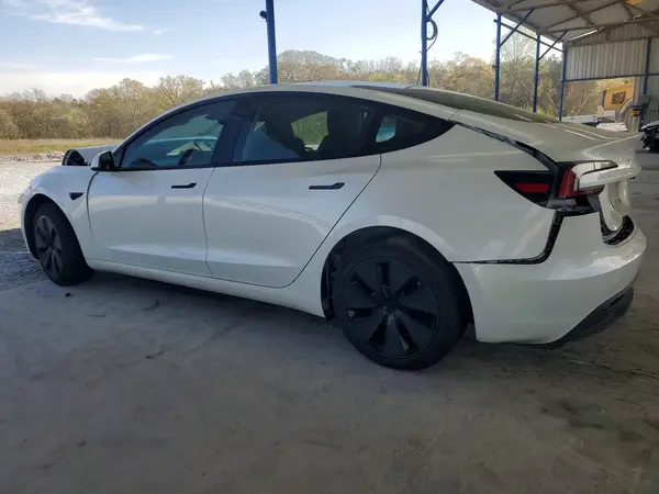 5YJ3E1EA6SF927823 2025 TESLA MODEL 3 - Image 2