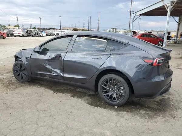 5YJ3E1EA6SF943455 2025 TESLA MODEL 3 - Image 2