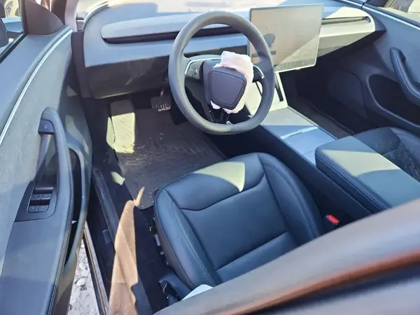 5YJ3E1EA6SF964788 2025 TESLA MODEL 3 - Image 8