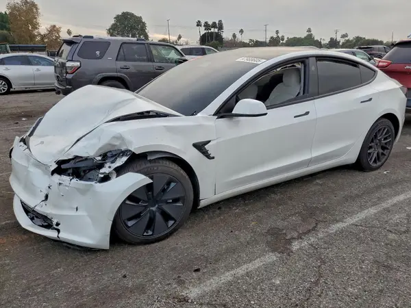 5YJ3E1EA6SF964967 2025 TESLA MODEL 3 - Image 1