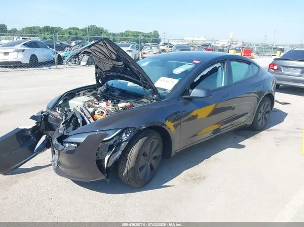 5YJ3E1EA6SF965567 2025 TESLA MODEL 3 - Image 2