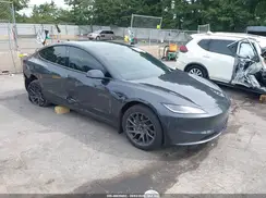 5YJ3E1EA6SF966833 2025 TESLA MODEL 3