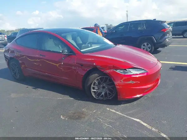 5YJ3E1EA6SF967254 2025 TESLA MODEL 3 - Image 1