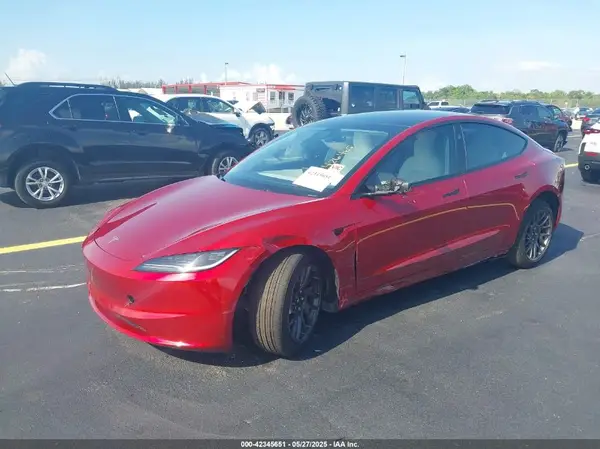 5YJ3E1EA6SF967254 2025 TESLA MODEL 3 - Image 2