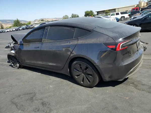 5YJ3E1EA6SF968419 2025 TESLA MODEL 3 - Image 2