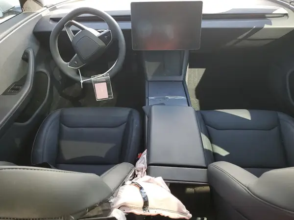 5YJ3E1EA6SF973507 2025 TESLA MODEL 3 - Image 8