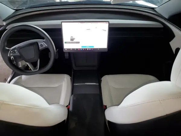 5YJ3E1EA6SF981283 2025 TESLA MODEL 3 - Image 8