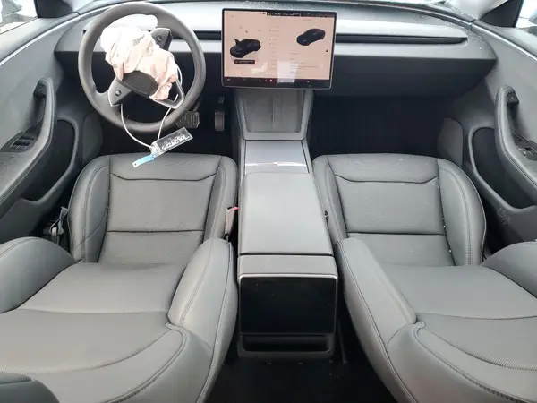 5YJ3E1EA6SF983759 2025 TESLA MODEL 3 - Image 8