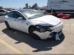 5YJ3E1EA6SF988976 2025 TESLA MODEL 3