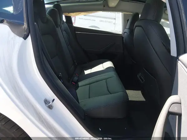 5YJ3E1EA6SF988976 2025 TESLA MODEL 3 - Image 8