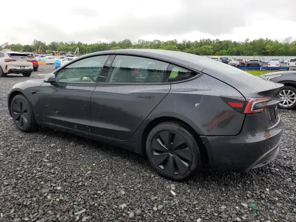 5YJ3E1EA6SF989741 2025 TESLA MODEL 3 - Image 2