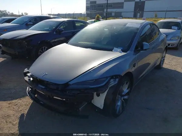 5YJ3E1EA6SF997953 2025 TESLA MODEL 3 - Image 2