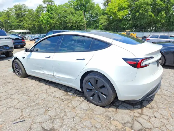 5YJ3E1EA6SF998987 2025 TESLA MODEL 3 - Image 2