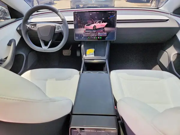 5YJ3E1EA6SF998987 2025 TESLA MODEL 3 - Image 8