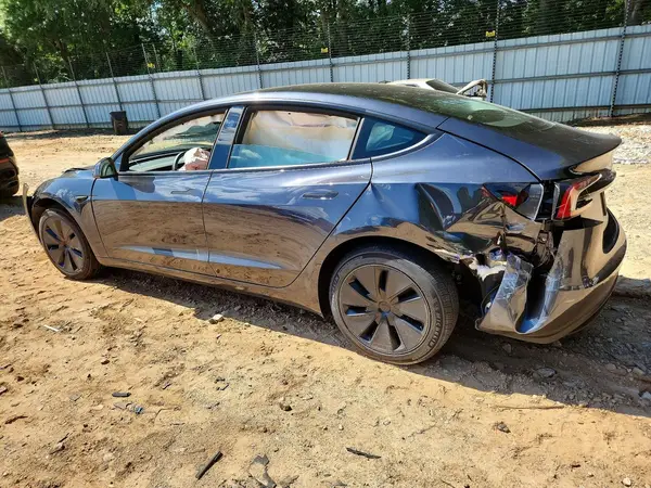 5YJ3E1EA6TF117142 2026 TESLA MODEL 3 - Image 2
