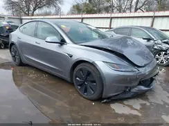 5YJ3E1EA6TF118081 2026 TESLA MODEL 3