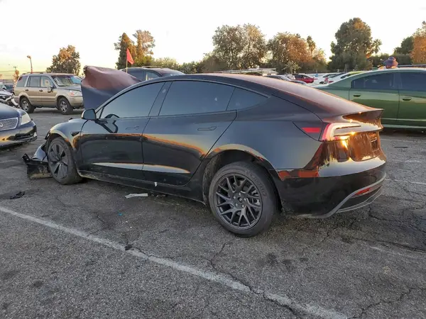 5YJ3E1EA6TF121627 2026 TESLA MODEL 3 - Image 2