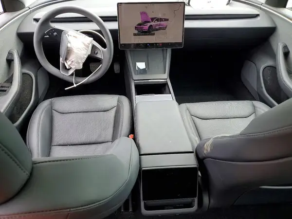 5YJ3E1EA6TF125743 2026 TESLA MODEL 3 - Image 8