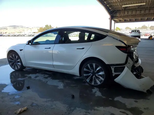 5YJ3E1EA6TF127394 2026 TESLA MODEL 3 - Image 2