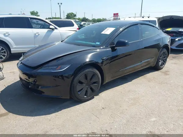 5YJ3E1EA6TF149069 2026 TESLA MODEL 3 - Image 2