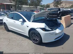 5YJ3E1EA6TF174196 2026 TESLA MODEL 3