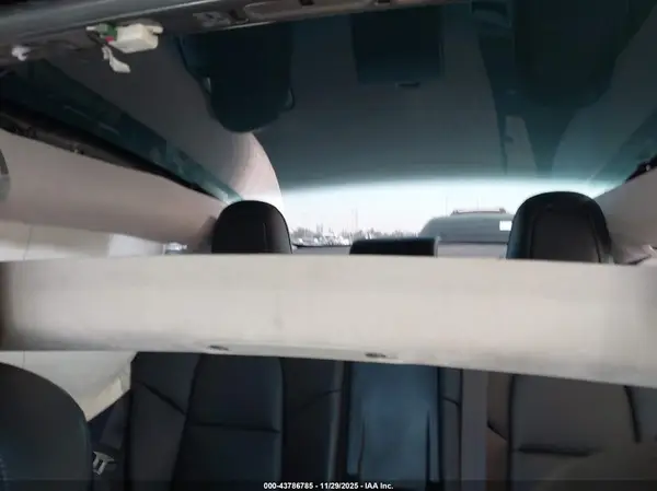 5YJ3E1EA7HF000404 2017 TESLA MODEL 3 - Image 8