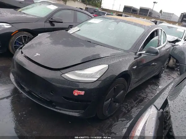 5YJ3E1EA7HF001195 2017 TESLA MODEL 3 - Image 2