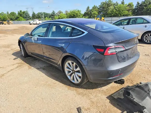5YJ3E1EA7JF003292 2018 TESLA MODEL 3 - Image 2